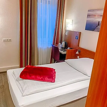 Otel Falk